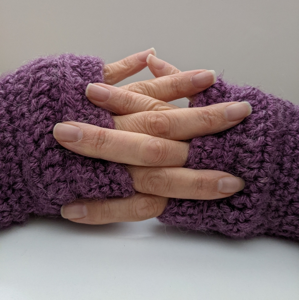 Boho Handmade Crochet Fingerless Texting Gloves Hand Warmers, purple shell